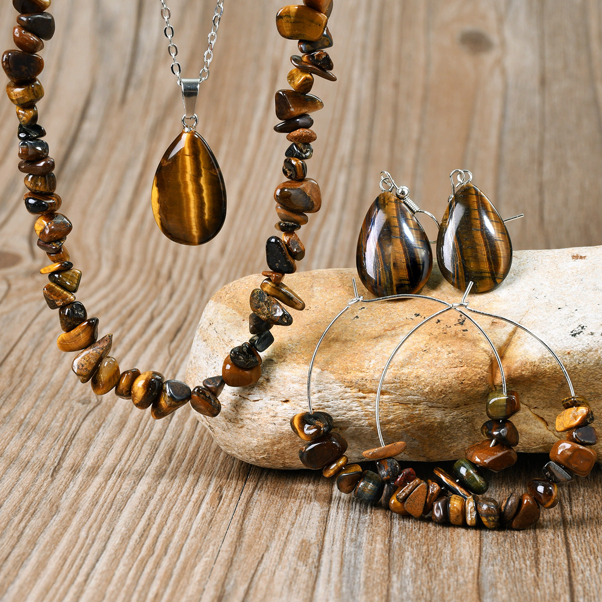 Wholesale Bohemian 4 Piece Set Water Drop Natural Stone Necklace Earrings Amethyst Tiger Eye Stone Gravel Jewelry suit